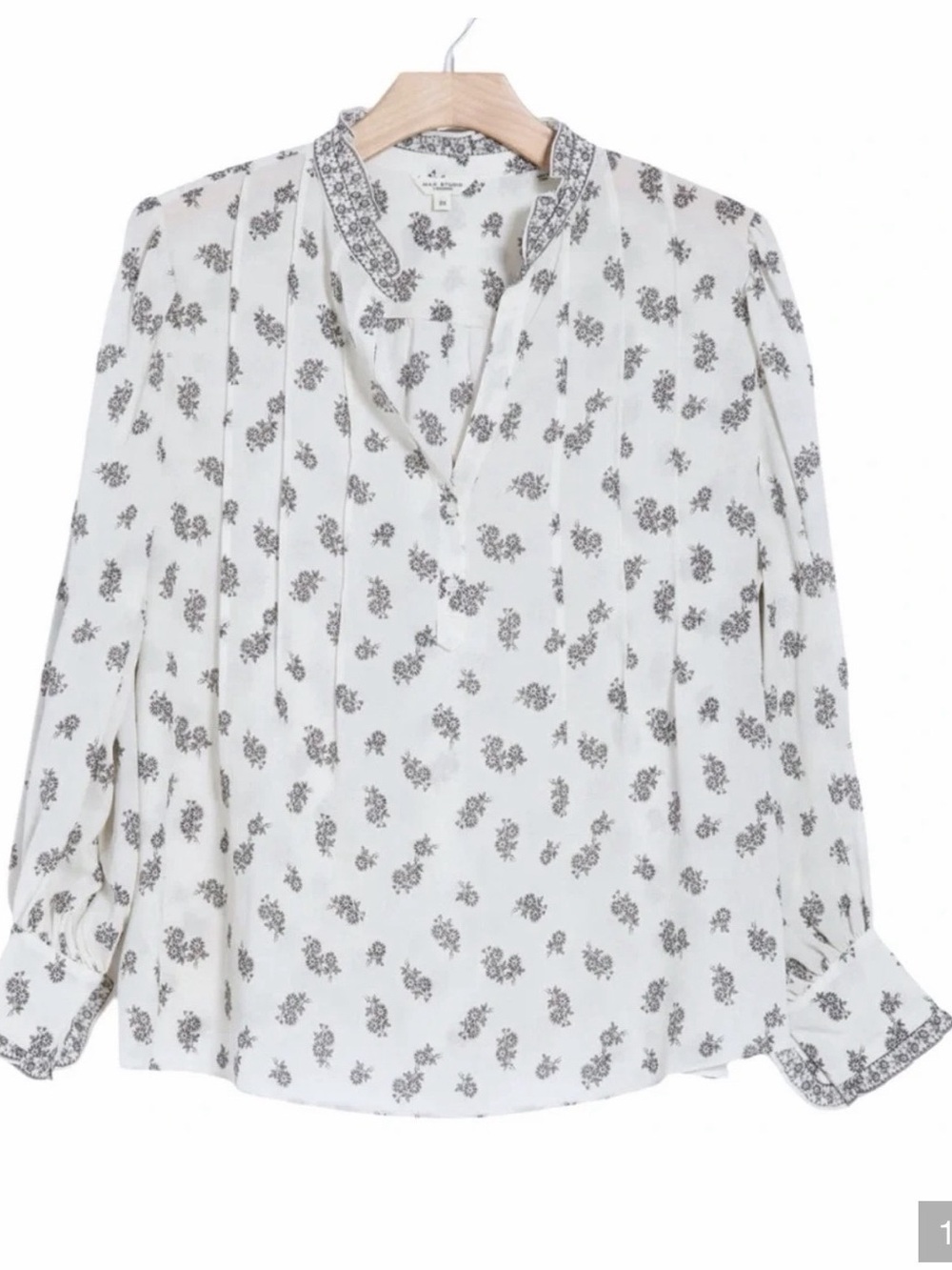 Mae Studio Floral Ruffle Blouse in White & Black